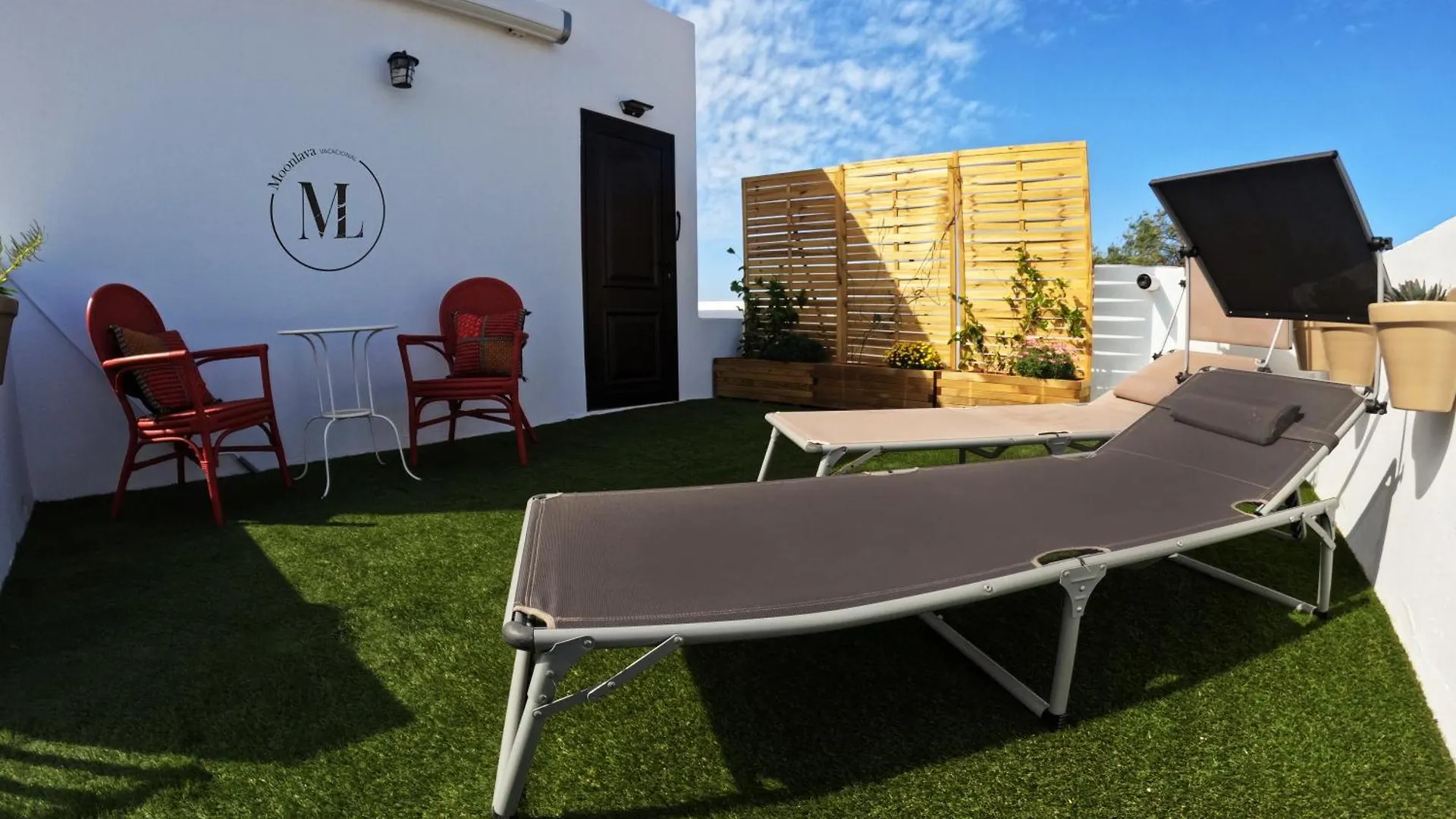 Moonlava: Apto, Piscina, Wifi Yaiza
