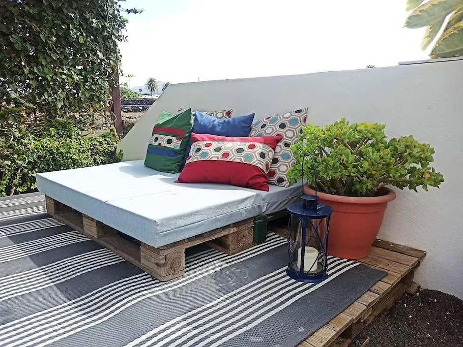 Moonlava: Apto, Piscina, Wifi Yaiza  España