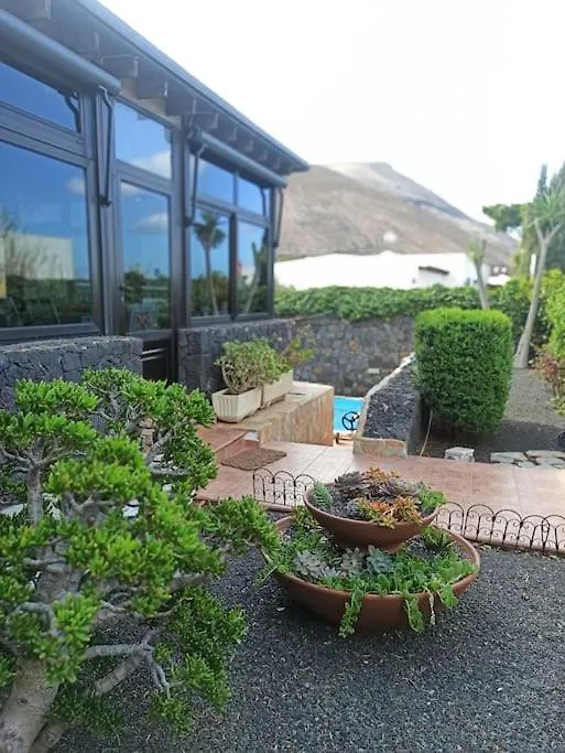 Moonlava: Apto, Piscina, Wifi Yaiza  0*, Yaiza (Lanzarote) España